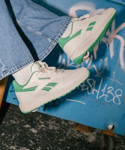 Alternative view of Reebok Classic